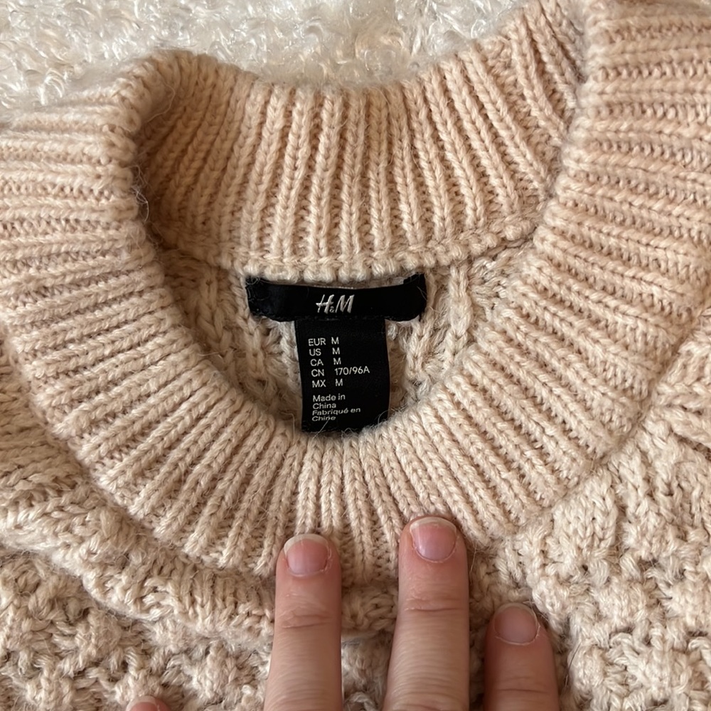H&M Chunky Sweater - Picture 3 of 5